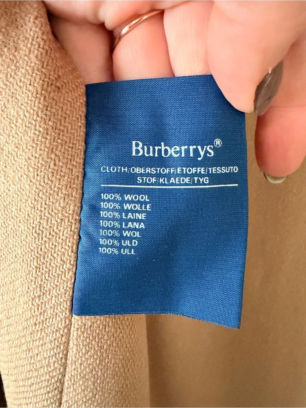Classic Burberry’s Trench Coat with warmer and collar - Picture 9 of 13